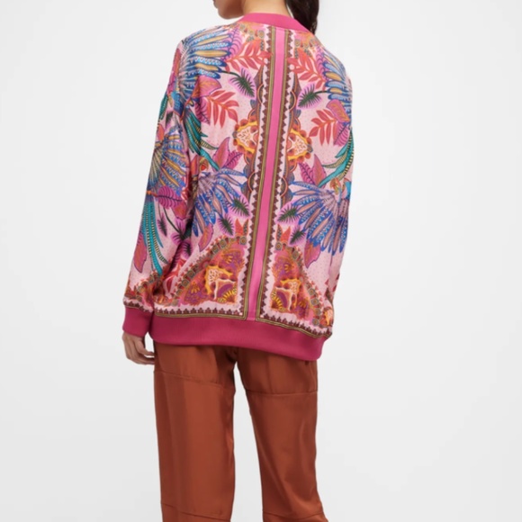 NWT $185 Farm Rio Macaw Scarf Pink Cardigan in size Large! - Picture 5 of 9